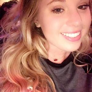 Meet your Posher, Carley